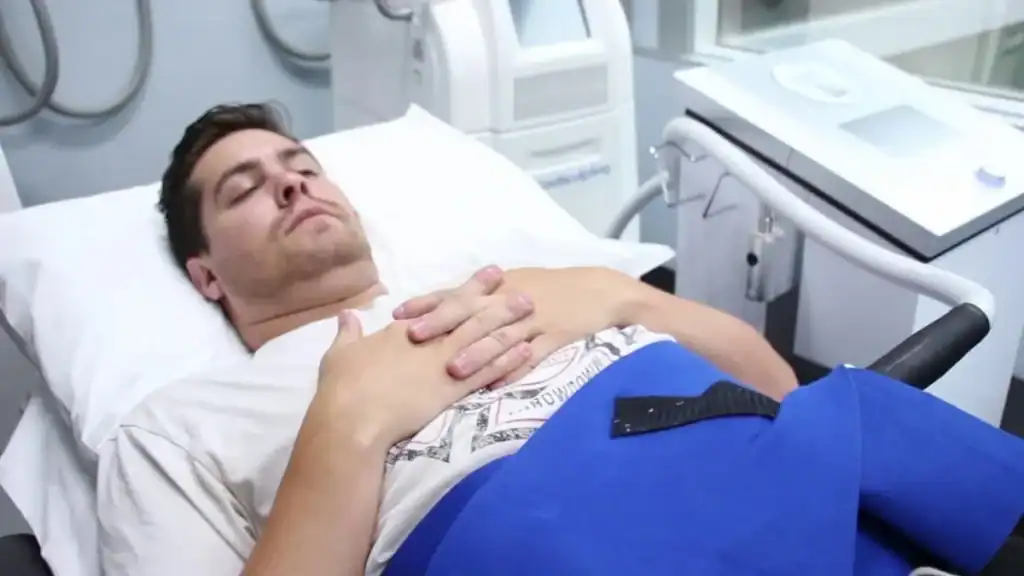 Transforming Bodies: Celebrity Success Stories and the Truth Behind Body Contouring 2 Image of male having body contouring Lewes treatment